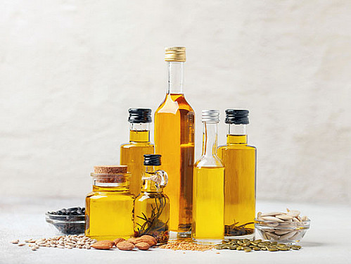 Healthy oils at home and when eating out featured image