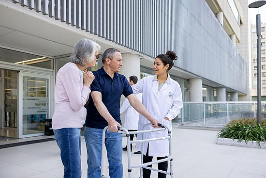 Intensive care patients are at high risk for falls and injuries when they return home featured image
