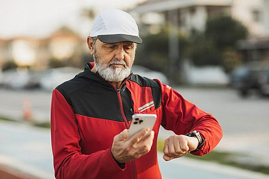 Fitness apps may provide long-term motivation to stay active featured image