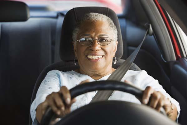 Driving with arthritis pain: Stay comfortable — and safe — behind the wheel