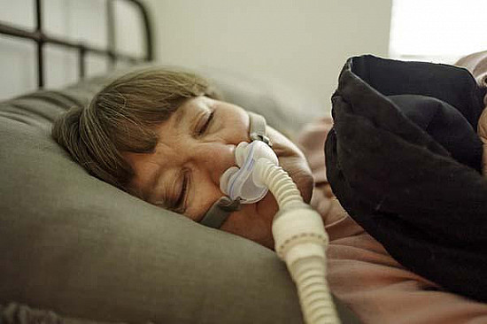 Sleep apnea linked to mental health conditions in middle and older age featured image