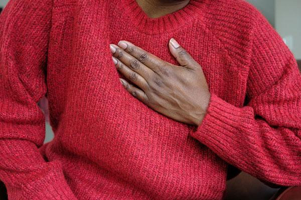 Heart failure symptoms in women: How they’re different