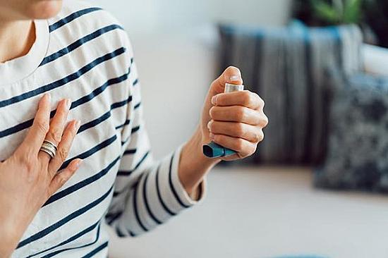 Could asthma or allergies increase my risk of pneumonia? featured image