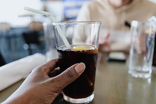 Do carbonated drinks weaken bones or worsen osteoporosis? featured image