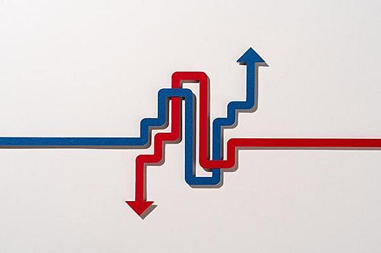 What's the connection between an underactive thyroid, cholesterol, and blood sugar levels? featured image