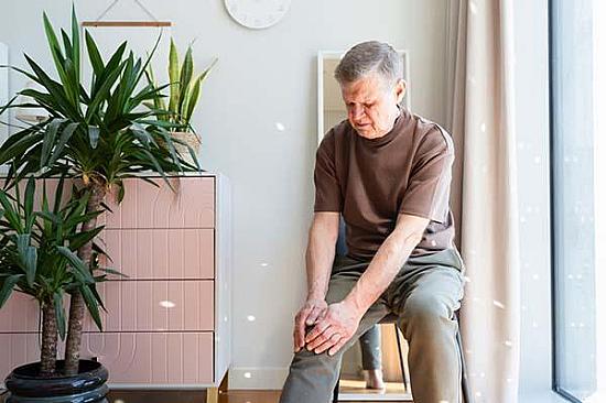 What could cause sudden leg weakness? featured image