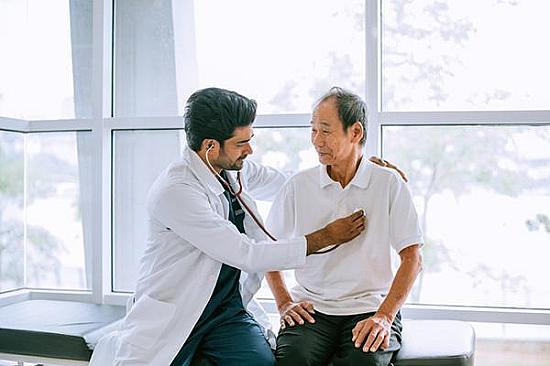 What is cardiac rehab and what does it involve? featured image