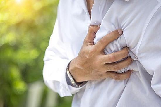 What could cause a painful breast lump in a man? featured image