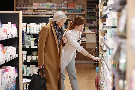 Which medicines and supplements can interact with Crestor? featured image