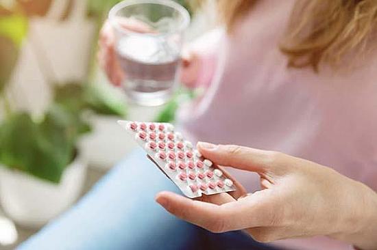 Can my birth control pills change the dose of thyroid medication I need? featured image