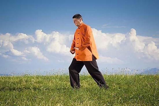 Tai chi walking: What is it and does it work? featured image