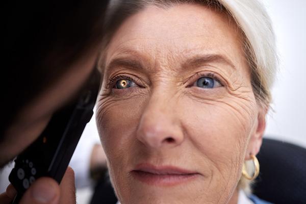 How can entropion affect your eyes?