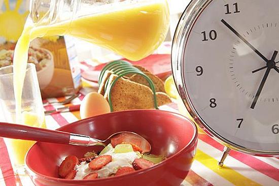 What are some nutritious breakfast options for busy mornings? featured image