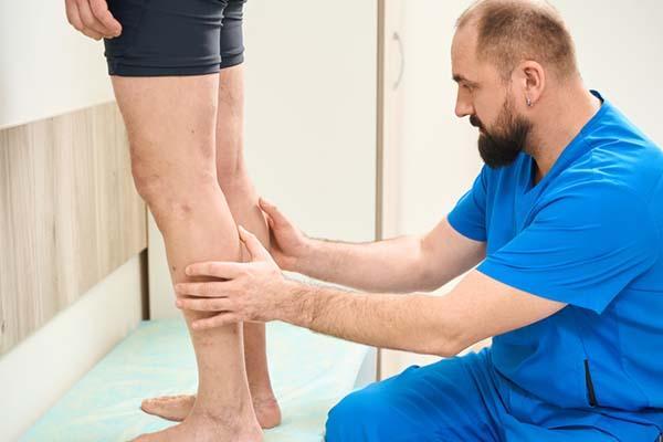 What are the treatments for bow legs?
