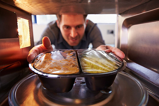 How to Safely Reheat / Cook in Microwaves