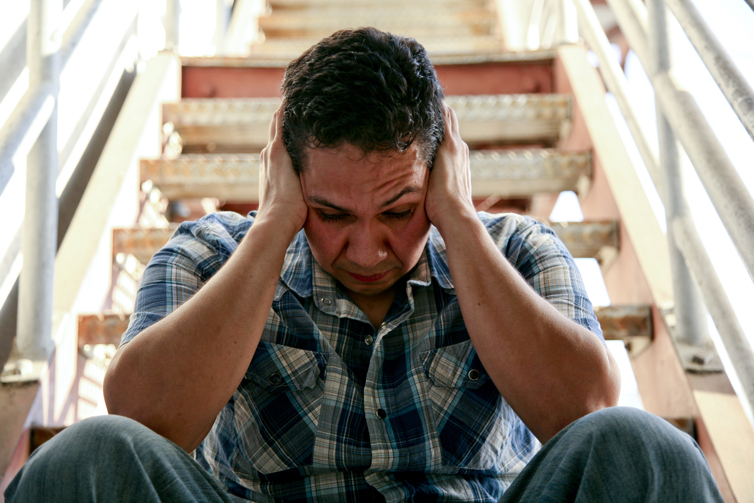 Can depression worsen RA symptoms or make treatment less effective?