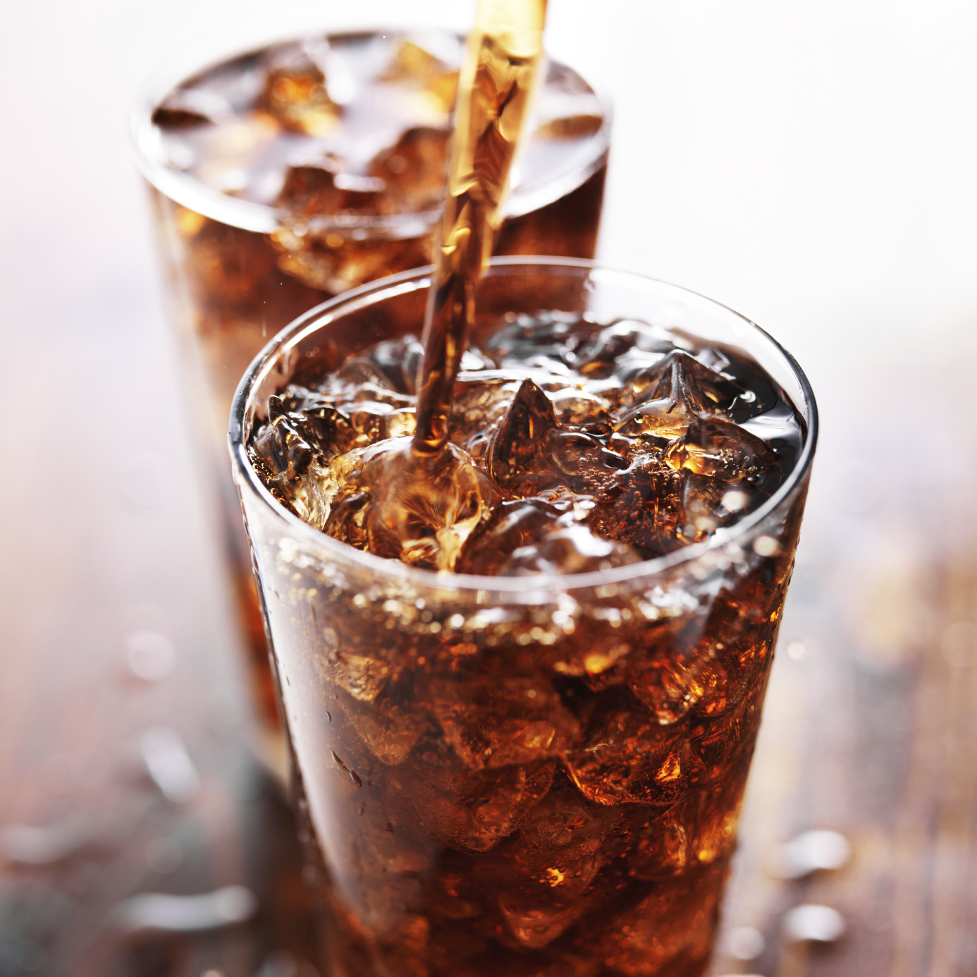 Why pregnant women should avoid artificially sweetened beverages