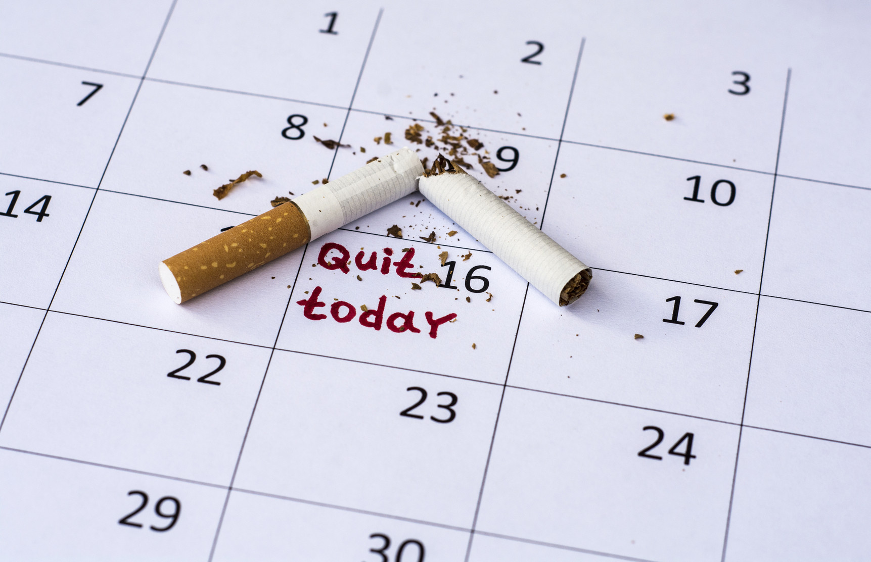 Quitting smoking during the second half of the menstrual cycle may help women kick the habit