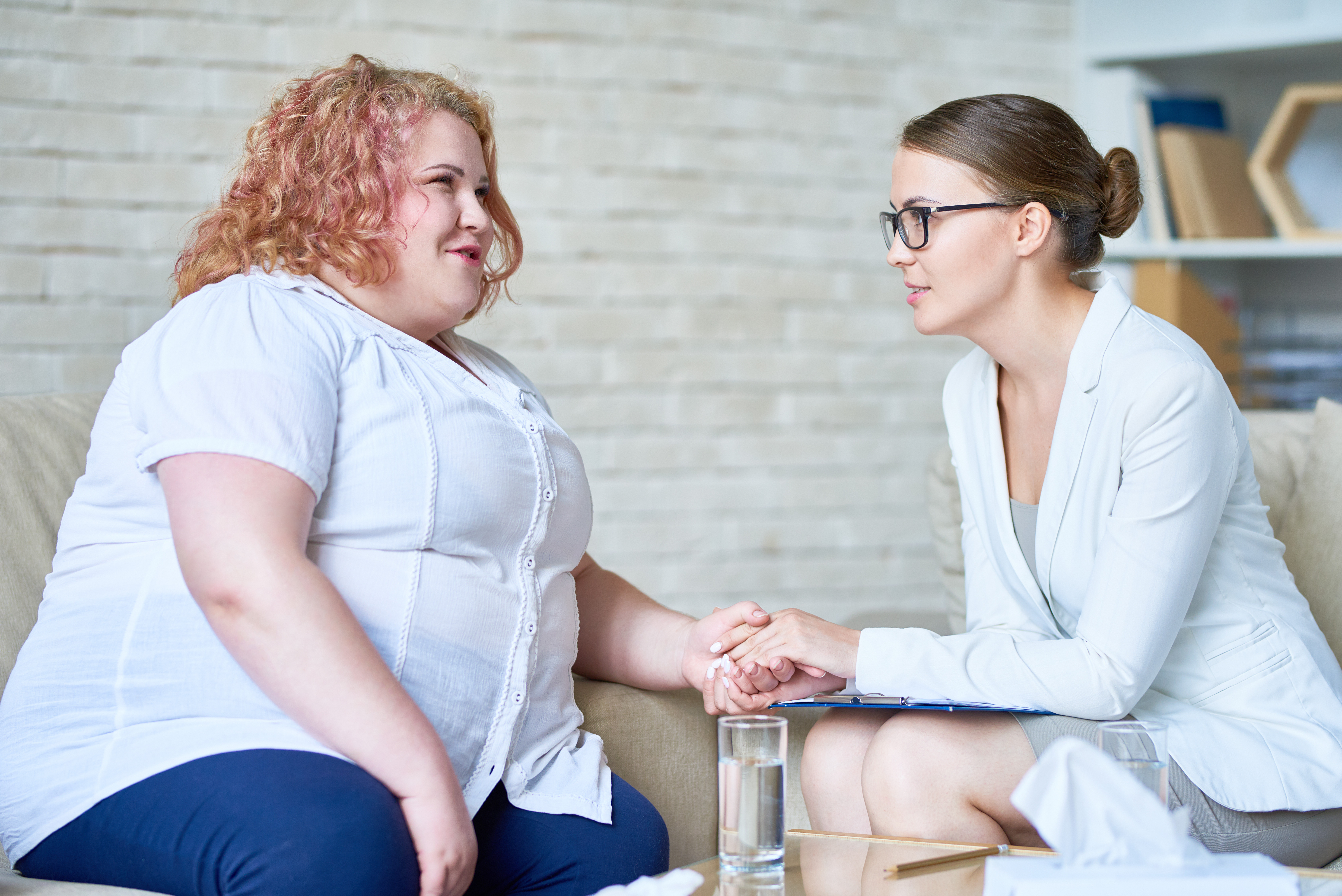 person-with-obesity-talking-to-doctor